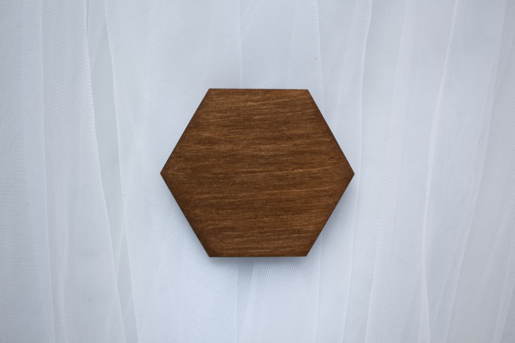 Tmavy-hexagon